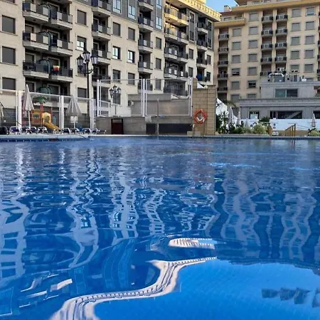 Apartment Snug In With Solarium Fuengirola